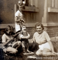 Ať žijí sádroví trpaslíci!