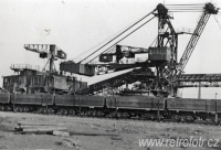 Planýrovací stroj v Sudetech 1943