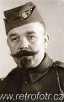 Kníratý četař