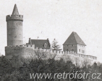 Pohled na hrad Kokořín