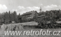 Lucký vrch s chatou