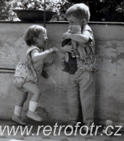 Rvačka o hračku