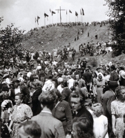 Tryzna za vypálené Ležáky