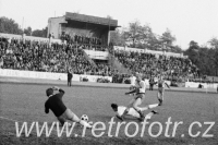 Pardubický fotbal na letním stadionu